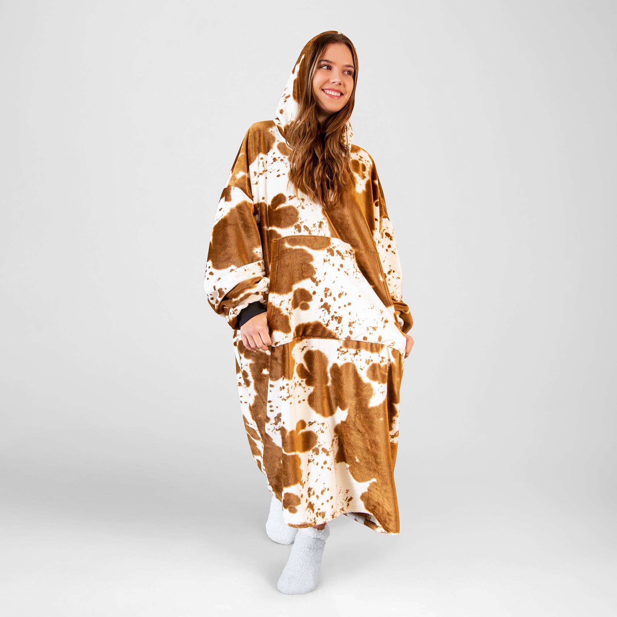 Carstens, Inc. - Wholesale Lounge Top - Unisex - Hair on Hide Hooded Blanket5