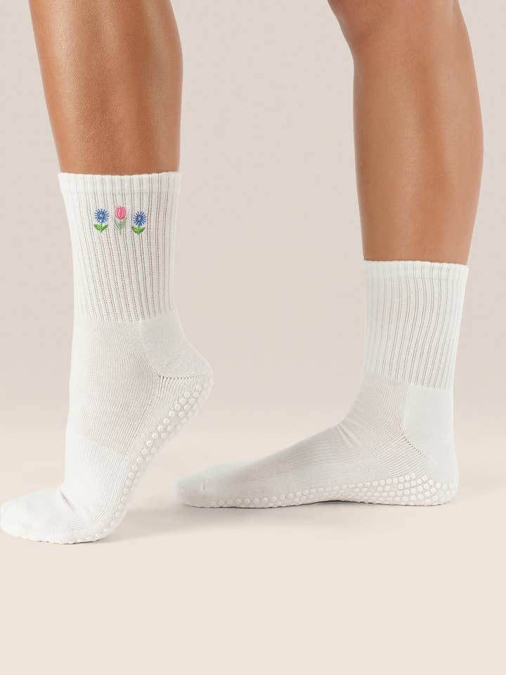 Crew Non Slip Grip Socks - Meadow Bloom for wholesale by MoveActive