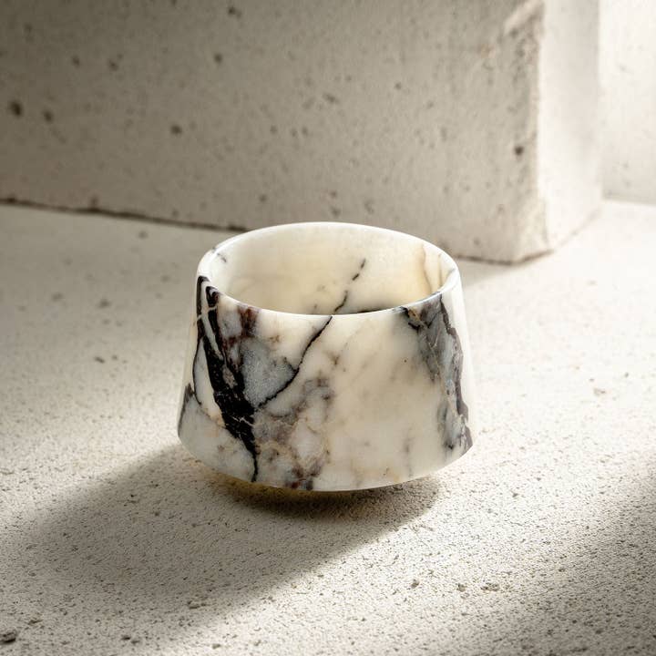 Tumbling Marble Becher - Handgefertigter Luxus in 3 einzigartigen Marmorausführungen (Afyon Lila, Afyon Rot, Mugla Schwarz) für den Großhandel von ALFIQ Copper