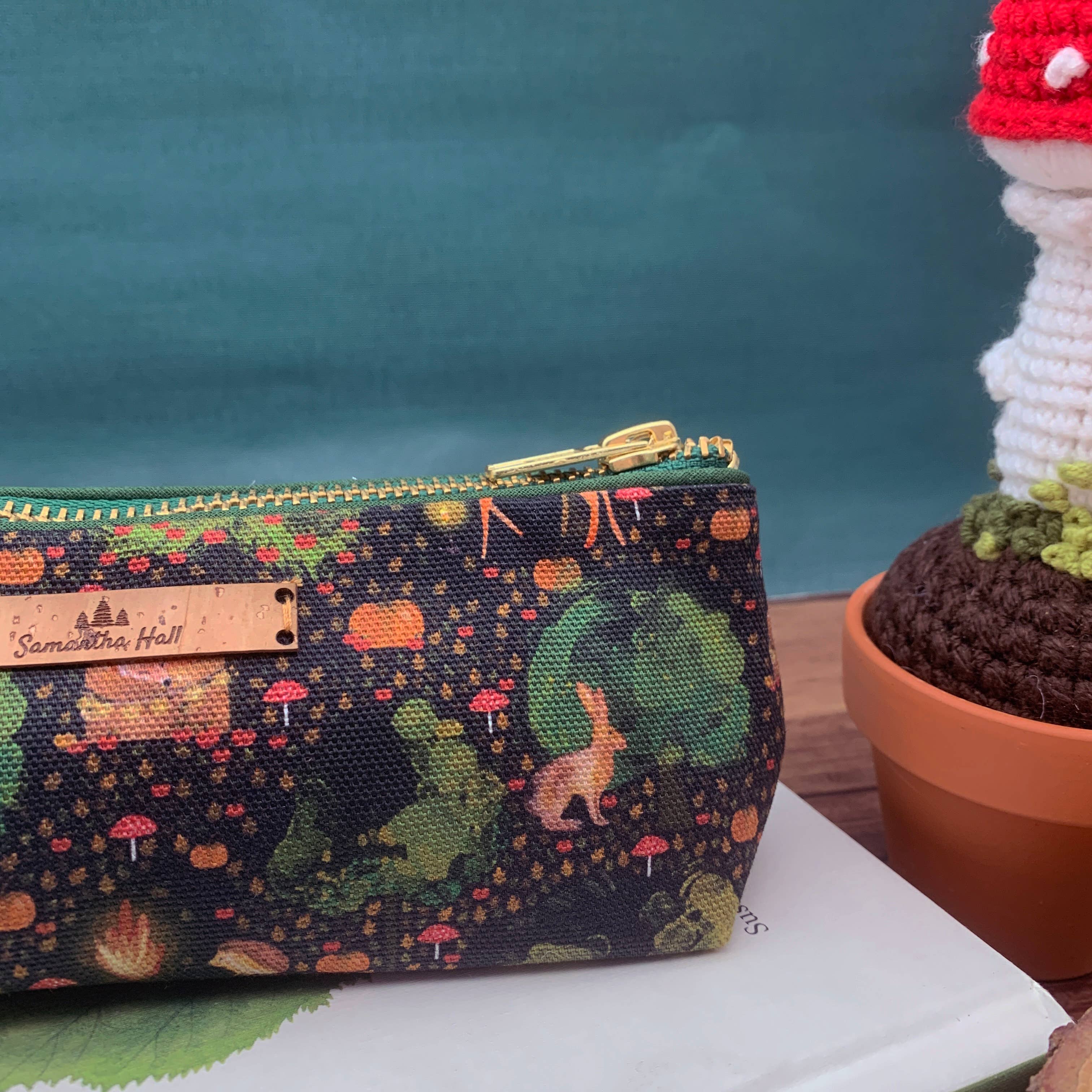 Samantha Hall Designs - Vente Étuis/trousses à crayons - Trousse à crayons Forêt de Minuit1