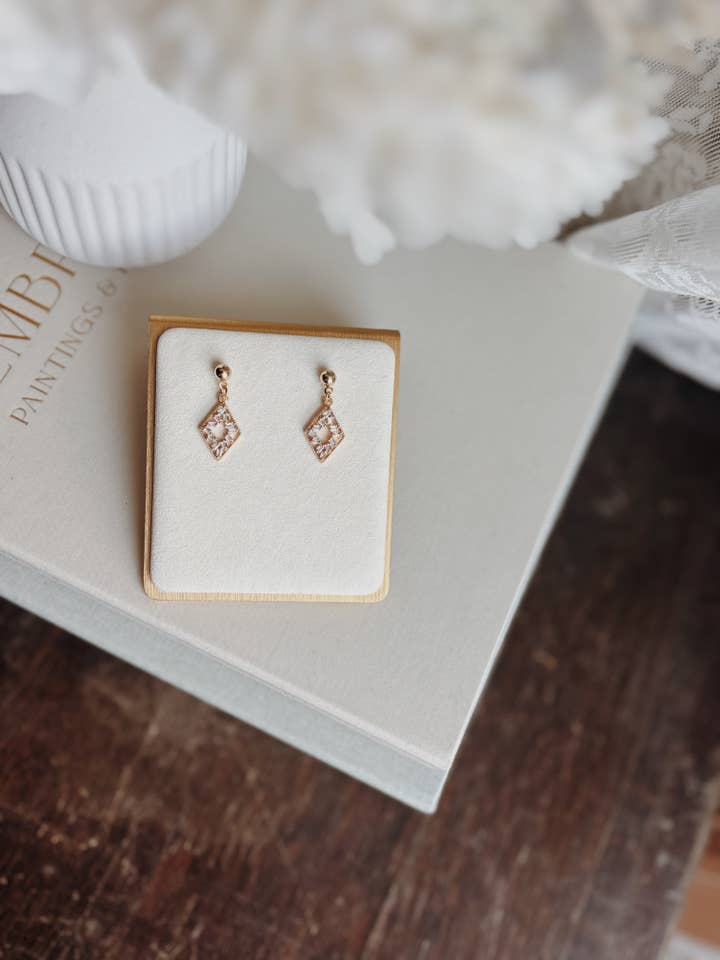 The Emma for wholesale by Two Daisies Retail