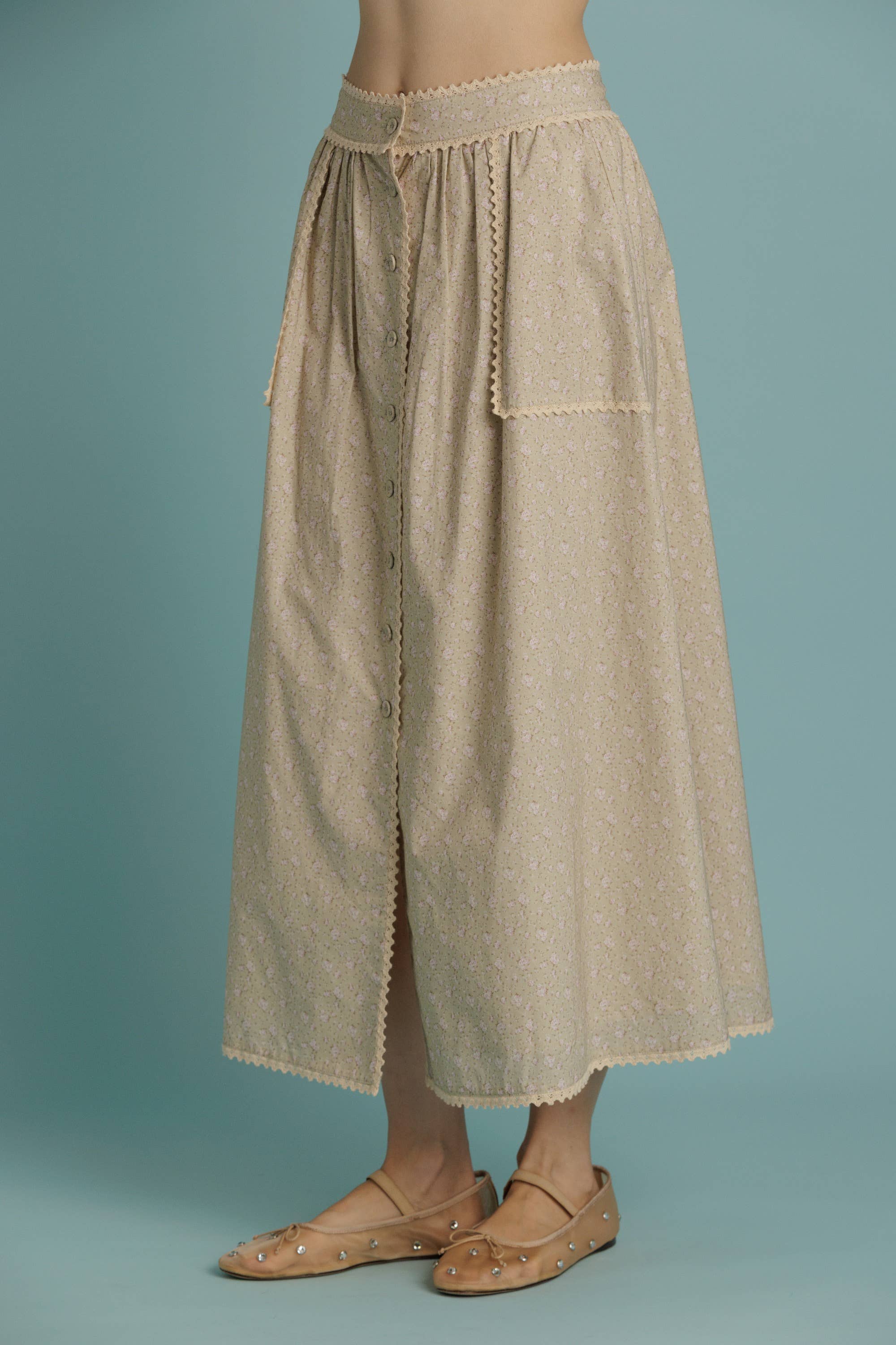 Aureum - Wholesale Skirt - Women's - AB2359 - CROCHET TRIM FLORAL SKIRT5