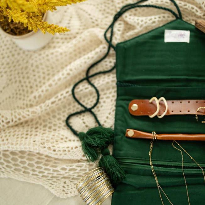 Mercy House Global - Wholesale Jewelry Box/Organizer - Emerald Velvet Jewelry Roll1