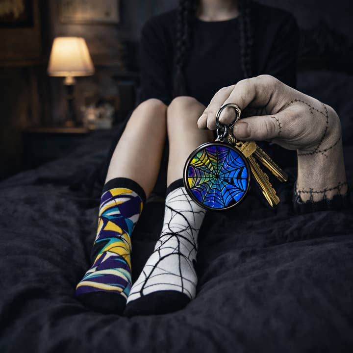 Wednesday - Socken & Schlüsselanhänger Set
für den Großhandel von Mad Monkey GmbH