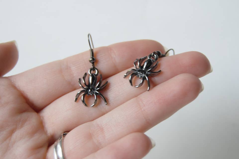 Enchanted Leaves - Vente Boucles d'oreilles pendantes - Boucles d'oreilles Spoky Spider2
