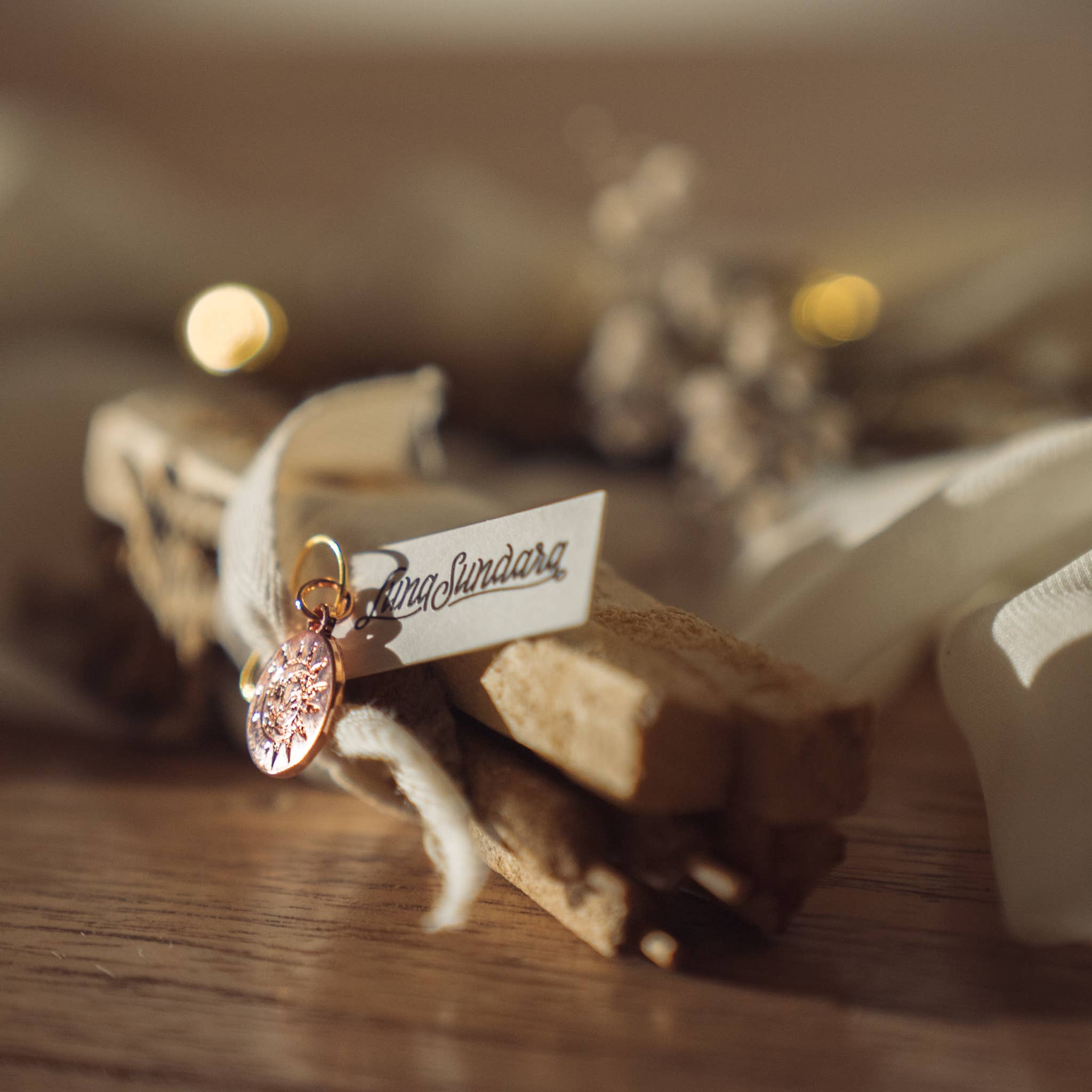 Luna Sundara - Wholesale Incense - Palo Santo and Palma Dulce (Sweet Palm) Bundle2