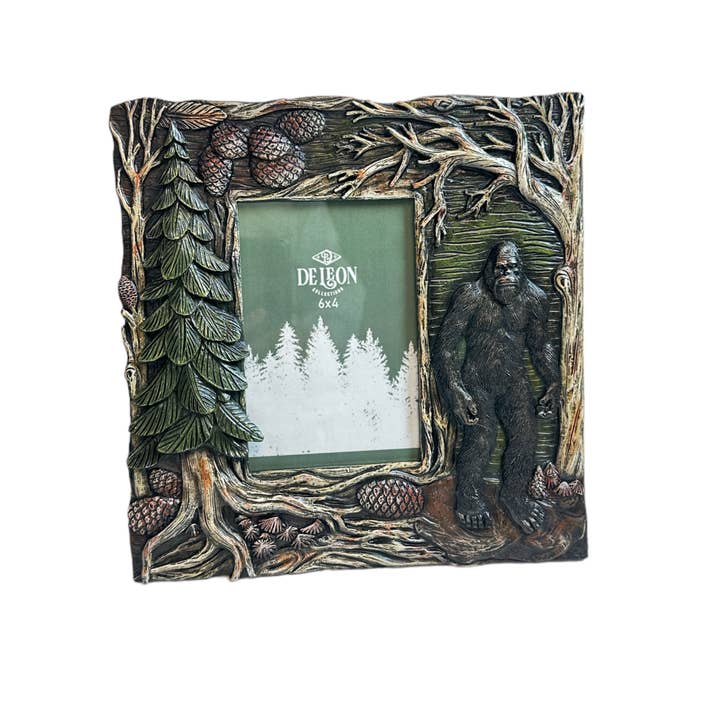 De Leon Collections - Wholesale Picture Frame - Bigfoot Woods Forest Nature Pinecone 6” x 4” Picture Frame