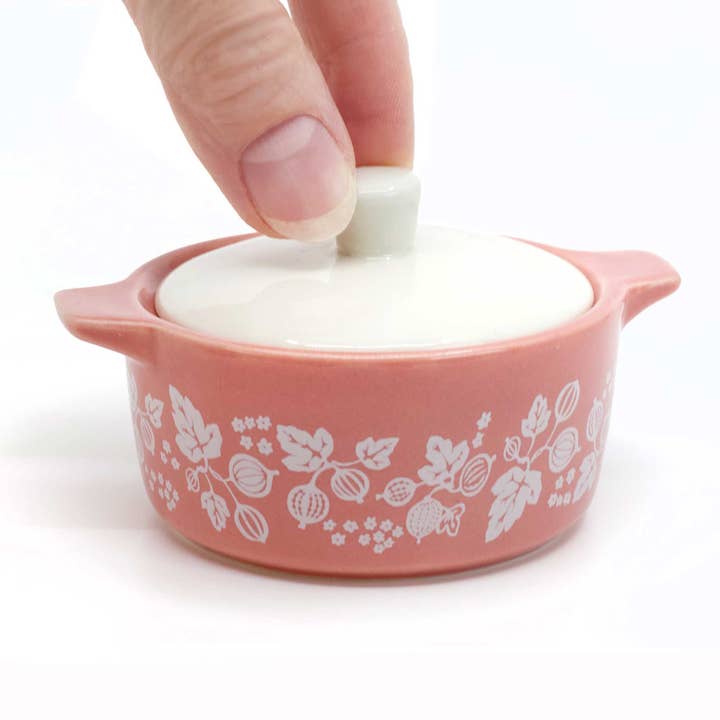 Pyrex-inspirierte Stachelbeer-Auflauf-Keramikschatulle für den Großhandel von Twinkltoast