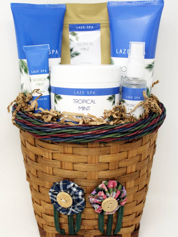 Spa Gift Set in a basket for wholesale by Northwoods Food and Gift Enterprises