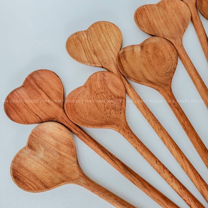 194 Craft House - Venta al por mayor Cuchara de cocina - XOXO Grabado - Cuchara de Corazón de Madera - Regalos para el Día de la Madre