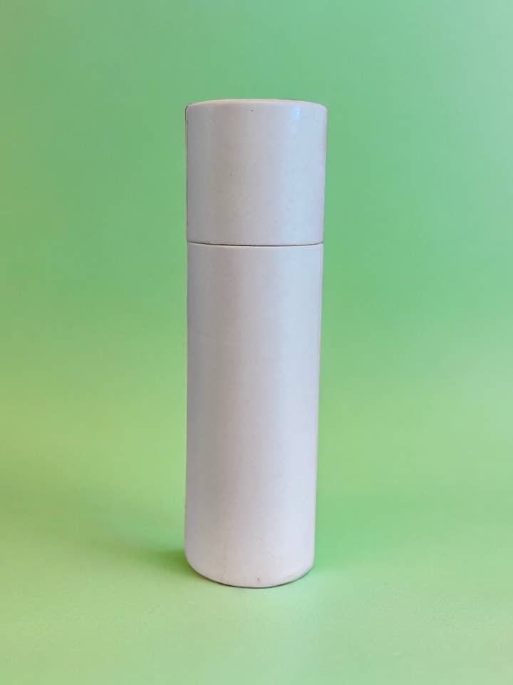 Baume à lèvres à la mélisse - Hydratant avec menthol - BLANK pour la vente par Honey Bones Co. | Botanical-Based Home + Body Care