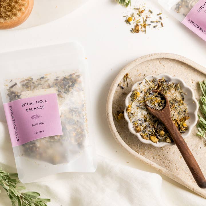 Wildflower Rituals – wholesale Badsalt och skumbad – Örtbad Te Ritual Nr. 4 Balanserande Badblandning 85 g