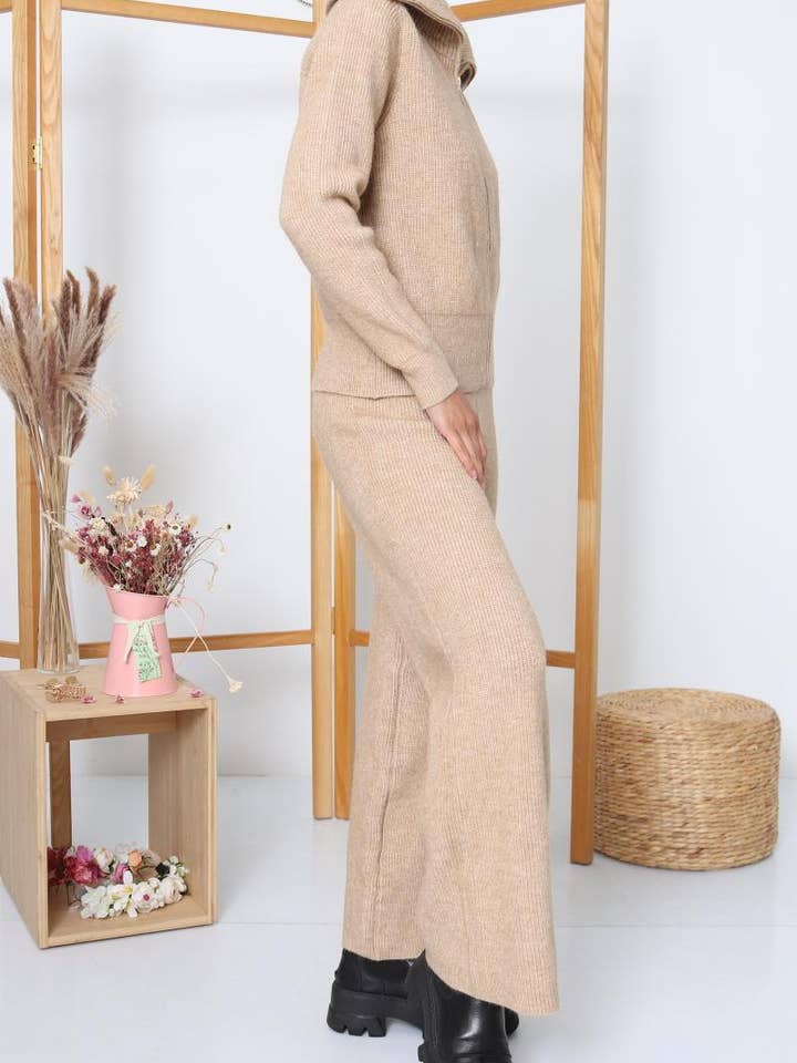 DIX-ONZE - Wholesale Top & Pant Set (NOT Loungewear) - Women's - Zipped Knit Set – Wide Collar Jacket & Straight Pants17