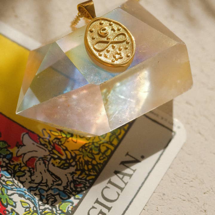 S-kin Studio Jewelry - Wholesale Individual charm/pendant - The Magician Pendant1