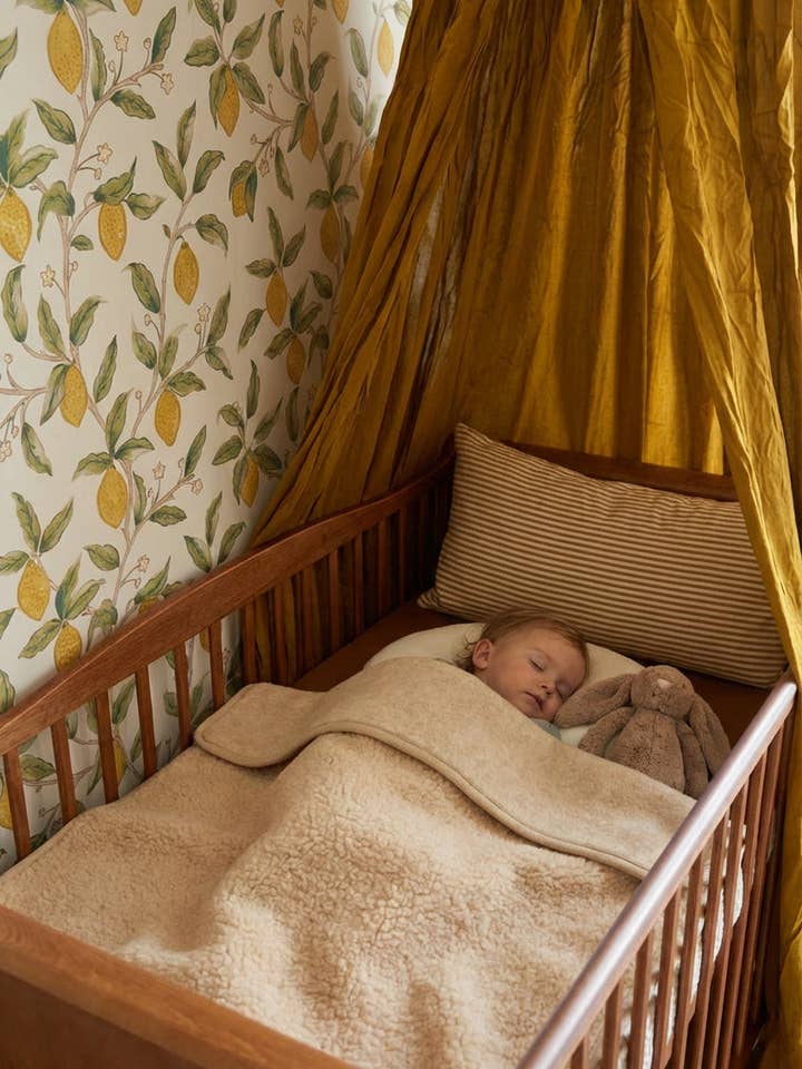 Manta berço de lã 93x135cm - Lã Merino - Amêndoa por atacado de Lille Barn