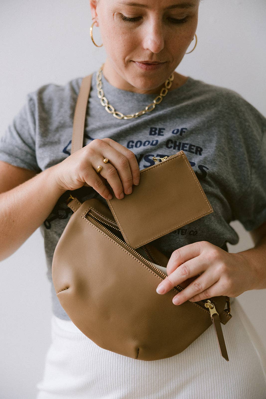 ABBY ALLEY – Großhandel Bauchtasche – Damen – Schultertasche, Latte9