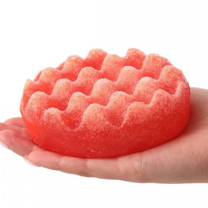 Erdbeerseife Schwamm für den Großhandel von The Soap Story