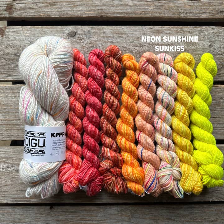 Koigu Wool Designs - Venta al por mayor Hilos - ENVOLTURA NEÓN SOLAR