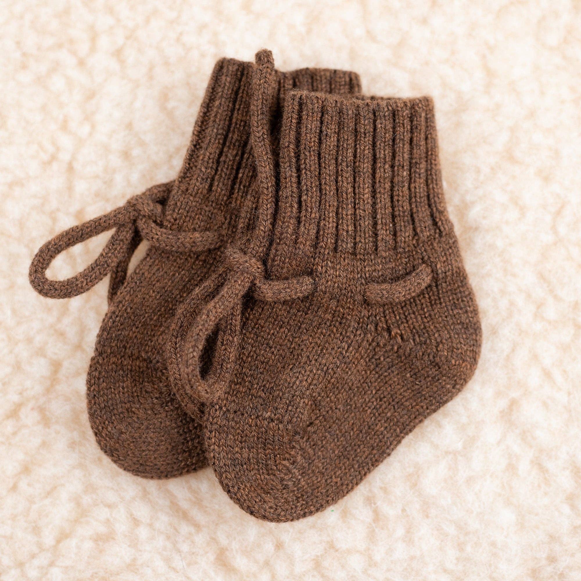Lille Barn - Wholesale Socks - Baby - Wollen Baby Socks / Newborn Socks - Merino Wool - Brunette1