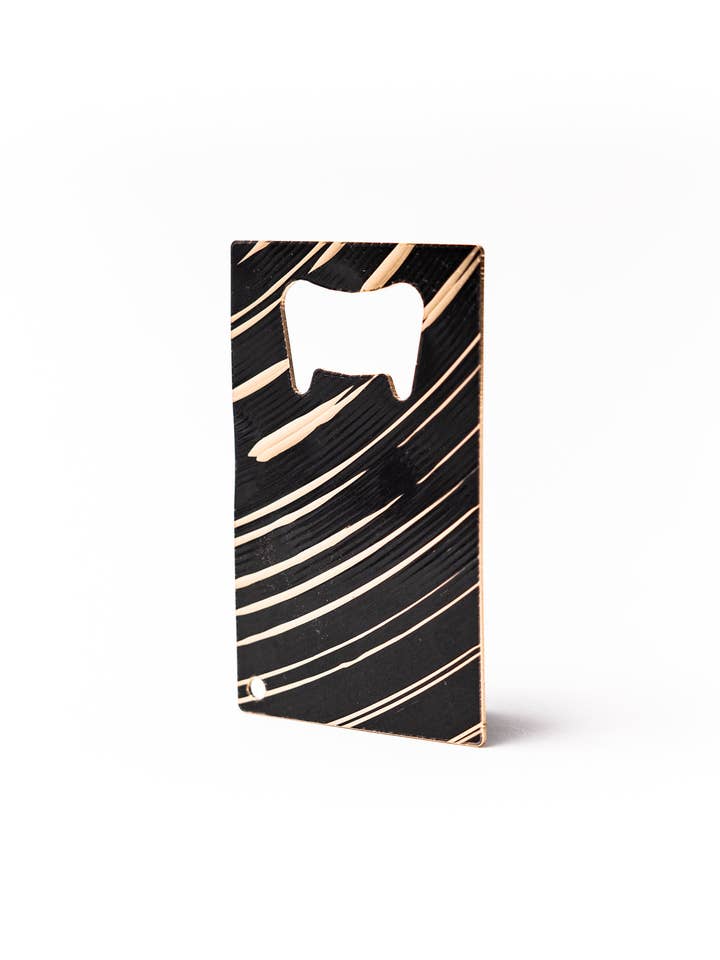 Dark Card Carry - Återvunnen Cymbal Flasköppnare för wholesale av Full Circle Co.