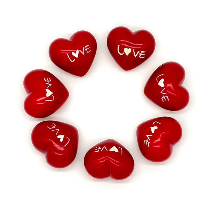 Stéatite - Petits cœurs d'amour rouges pour la vente par Mondo Trading Company
