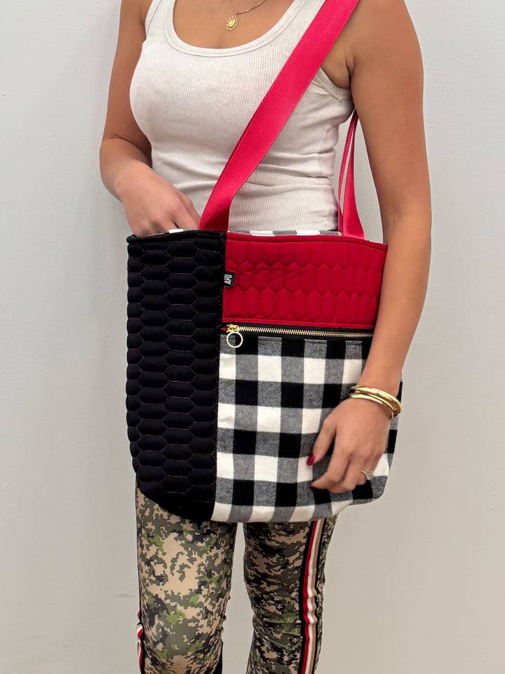 Sac fourre-tout sans déchets pour la vente par Amy Page DeBlasio