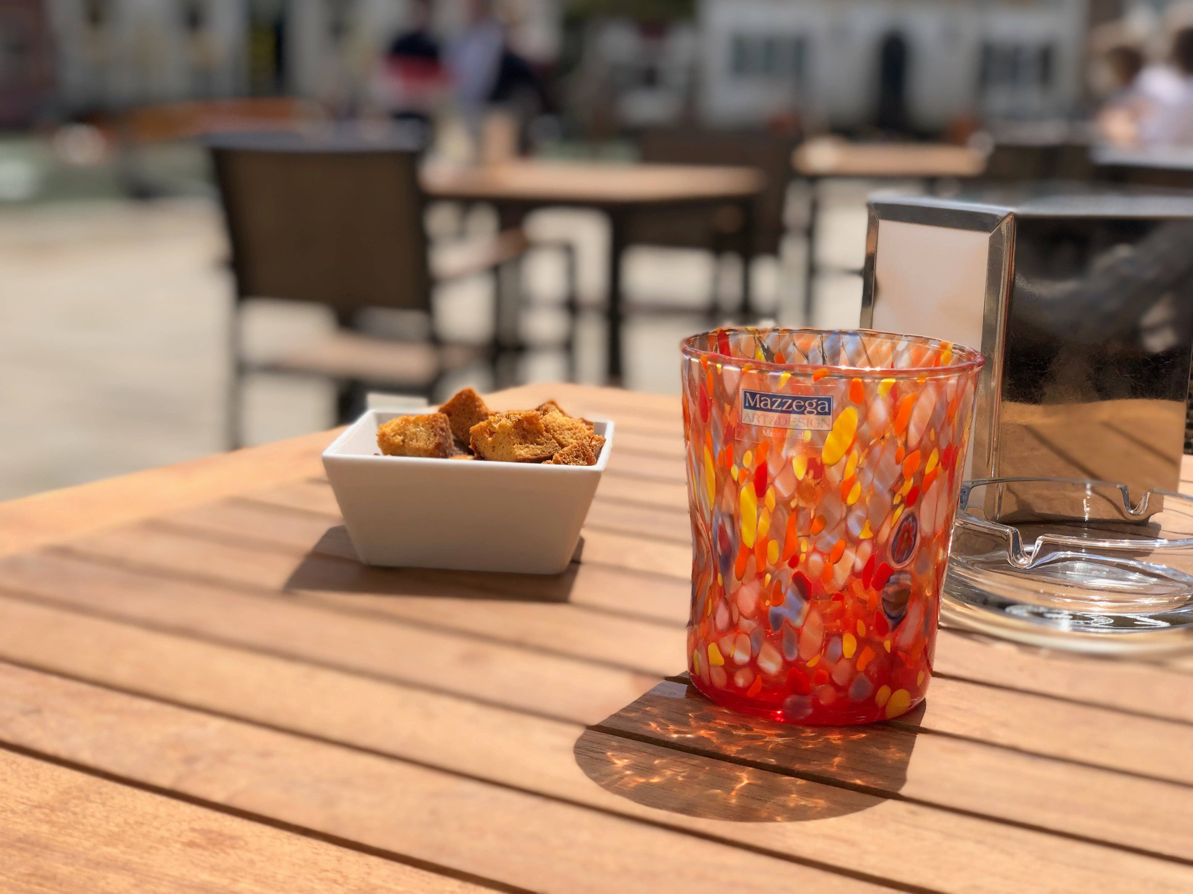 Mazzega Art & Design – wholesale Dricksglas och koppar – Färgade glas, ”The Colors of Murano” tumlar, modell Classic10