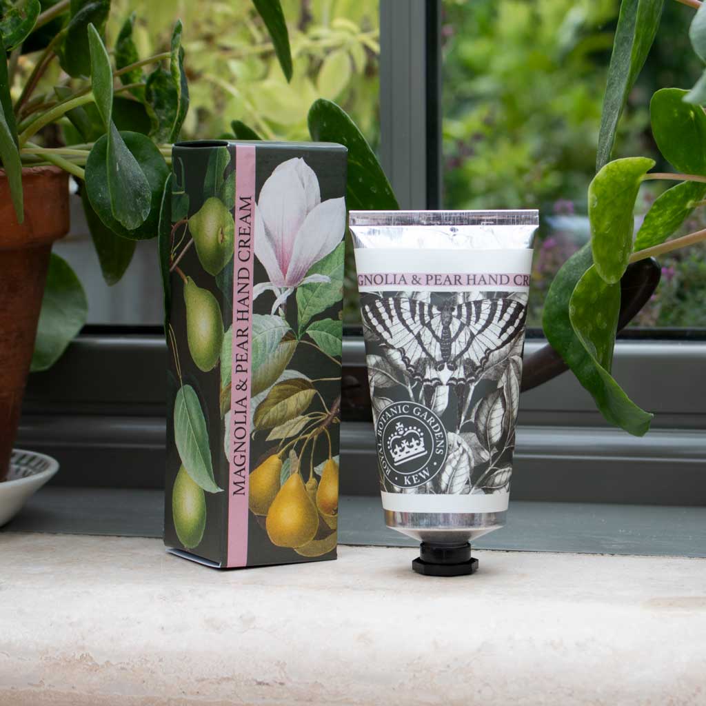 The English Soap Company – wholesale Hand cream/lotion – Kew Gardens Magnolia and Pear Hand Cream2