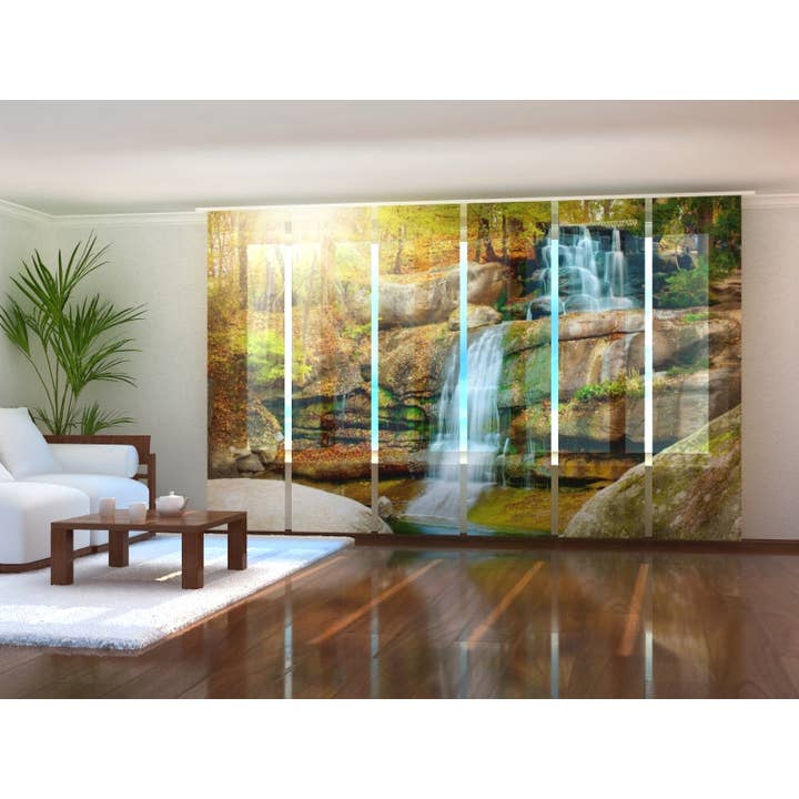 Ensemble de 6 tentes à panneaux en forme de cascade dans la forêt d'automne pour la vente par IlyDecor