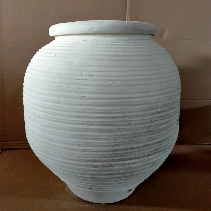 Terracotta Amphora Pot H 23.6" & Dia 16.1" for wholesale on Faire