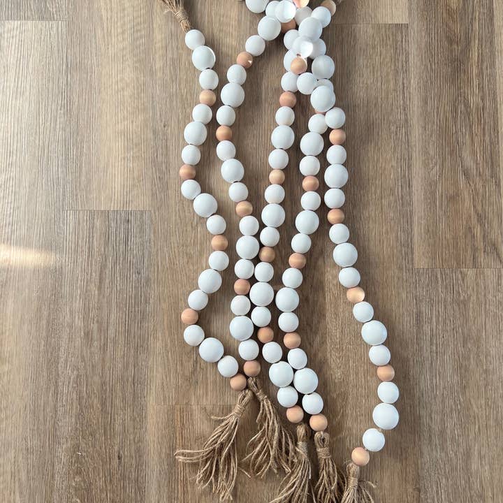 Uniquely You Creative - Wholesale Bunting/Garland - Jumbo Bead Garland - White1