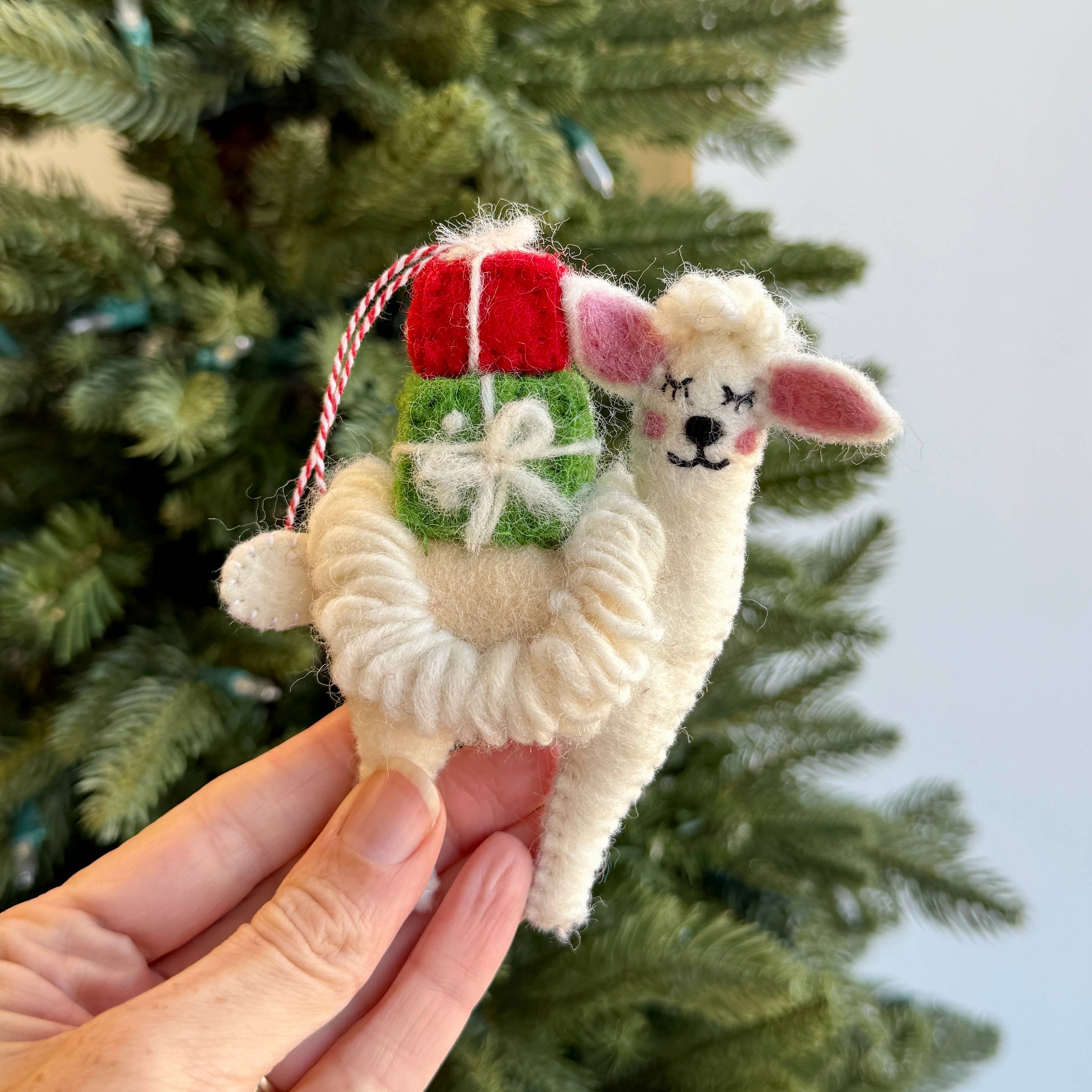 Ornaments 4 Orphans - Wholesale Ornament - Llama with Presents Felt Wool Christmas Ornament2