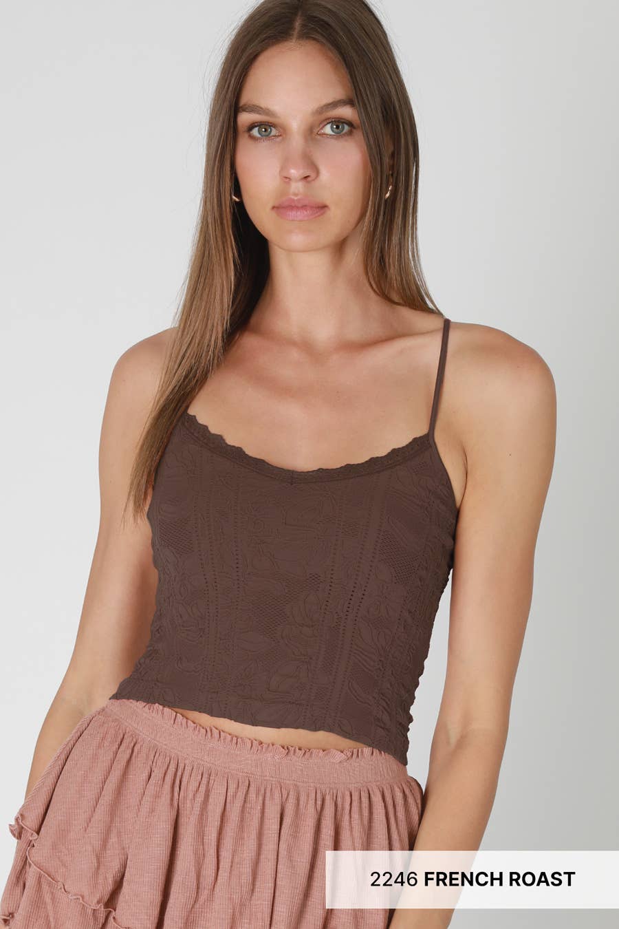 NIKIBIKI – Großhandel Camisole – Damen – NS8384 - Cami mit doppelter Spitzenverzierung10
