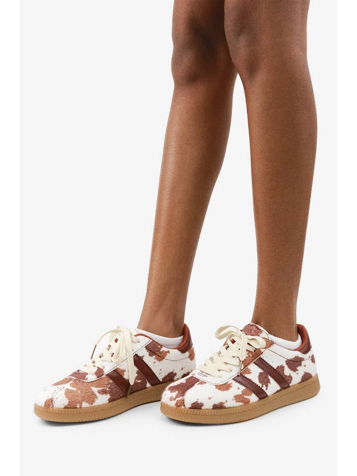 Lemonade Shoes – wholesale Lifestyle trainers – Women′s – FIELD DREAM - Chic Animal Print Sneakers2