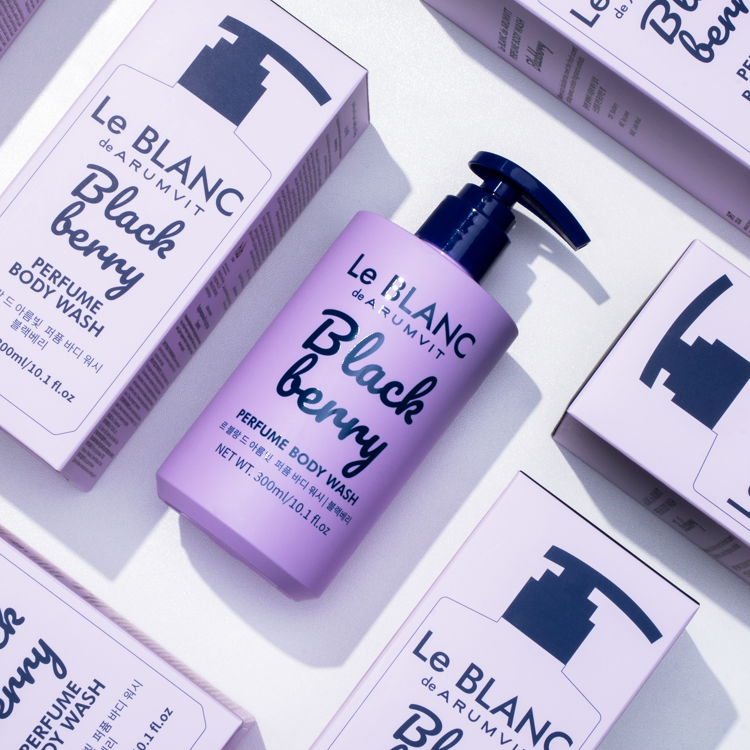 LADAMER, OSHINCHAE,MEDI-PEEL(MDP+) - Vendita all'ingrosso Crema/lozione corpo - Le BLANC – Bagnoschiuma alla Mora 300ml / 10.1 fl. oz.2