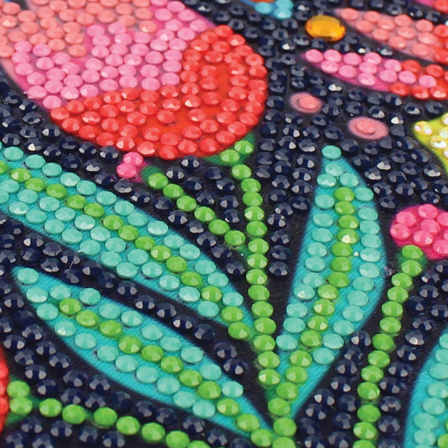 01 Multi Kit per pittura con diamanti Scandi Love (full drill) in vendita all'ingrosso su Faire8