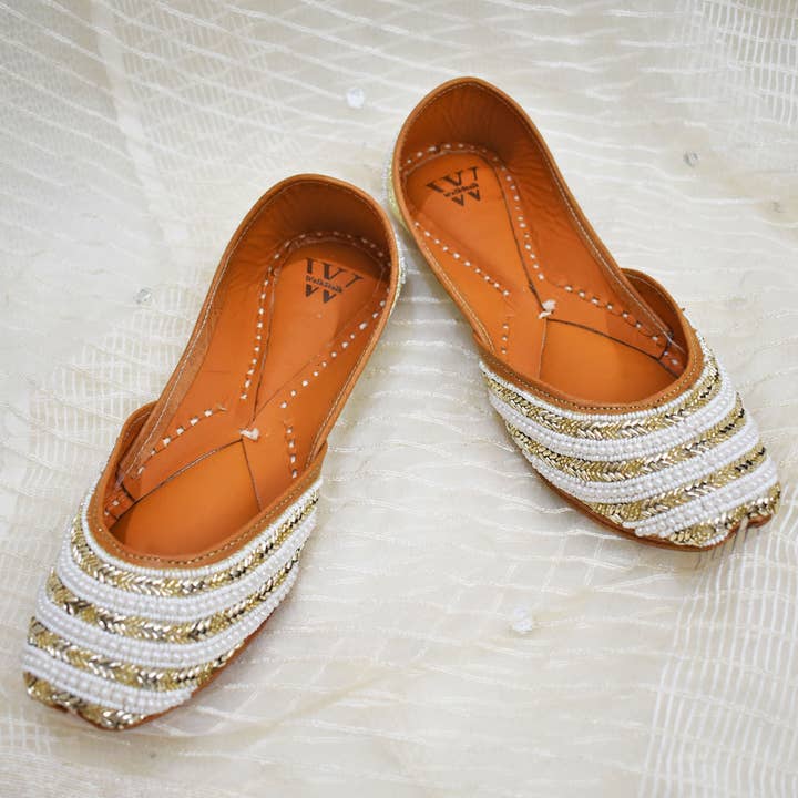 Raahi Global - Wholesale Flats – Women’s - Leather White Embellished Balle Indian Jutti Flats4