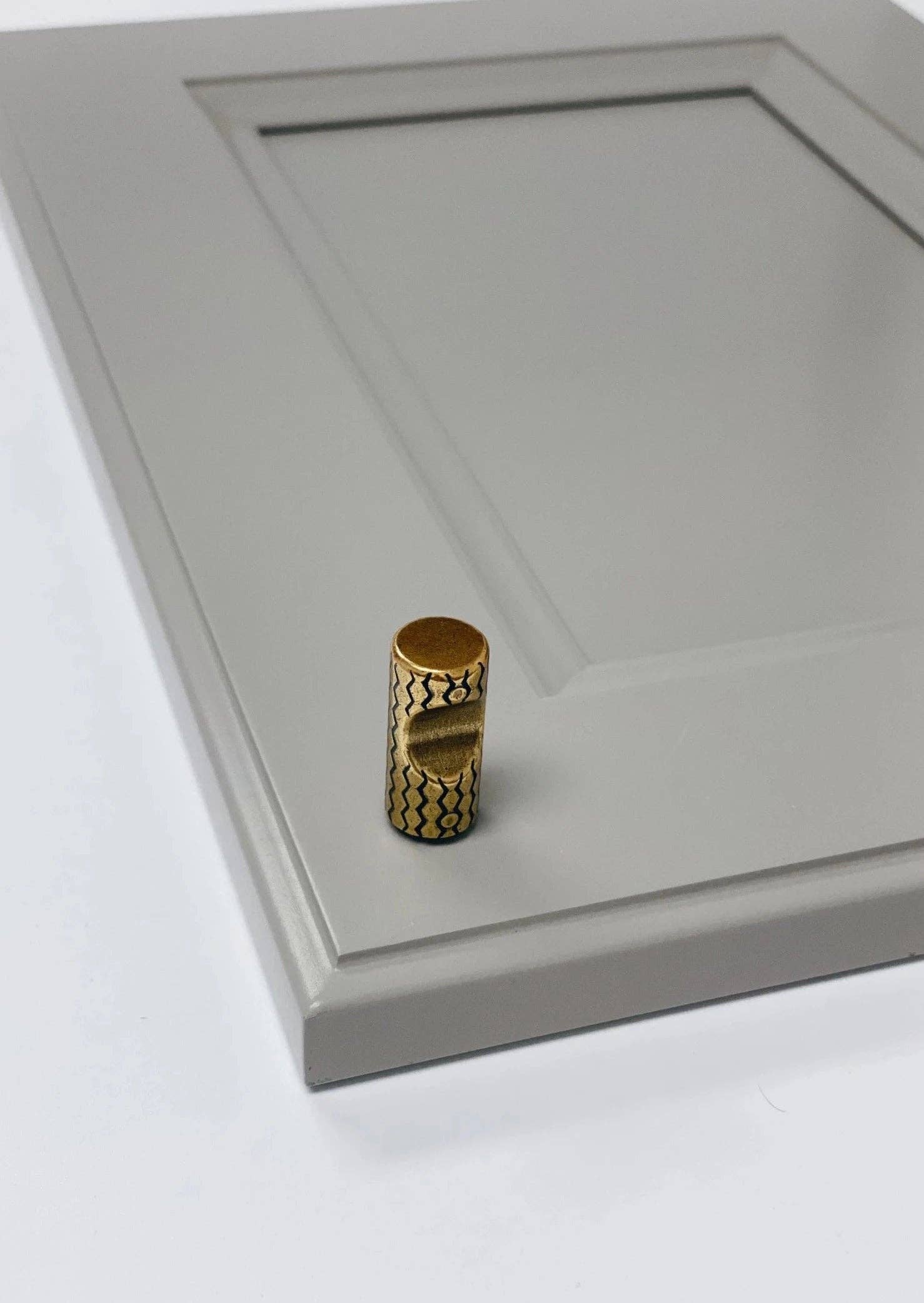 Industry Hardware – wholesale Knopp/Handtag – U-format handtag 'Venice' i antik mässing – mässingsbeslag för lådor5