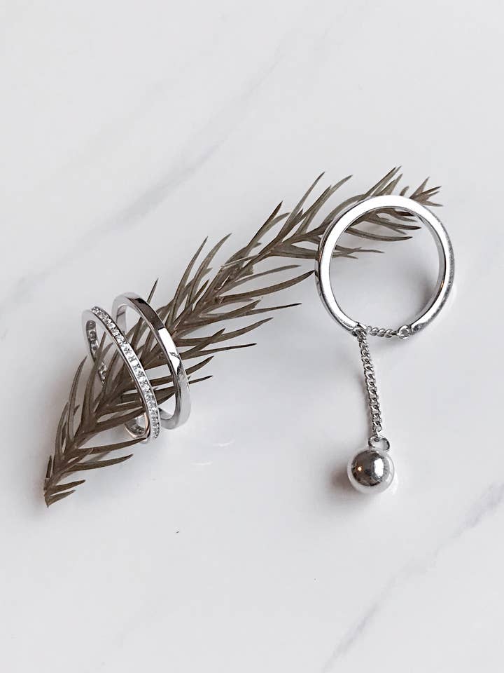 Anello a pendolo per la vendita all'ingrosso da parte di MINICYBER STUDIO