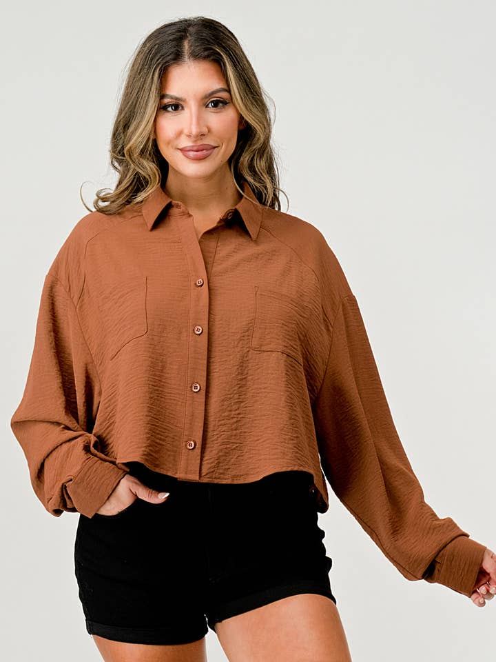 Camisa holgada de tejido liso con botones en la parte delantera para venta al por mayor de MILEY + MOLLY