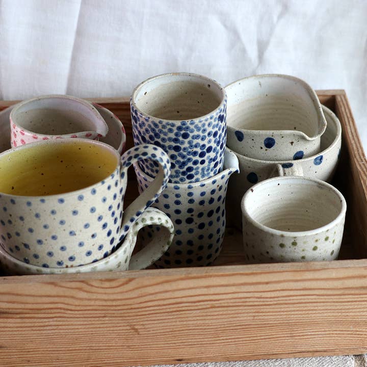 Polli Pots - Wholesale Coffee Mug - Coffee mug with NAVY polka dots yellow glaze3