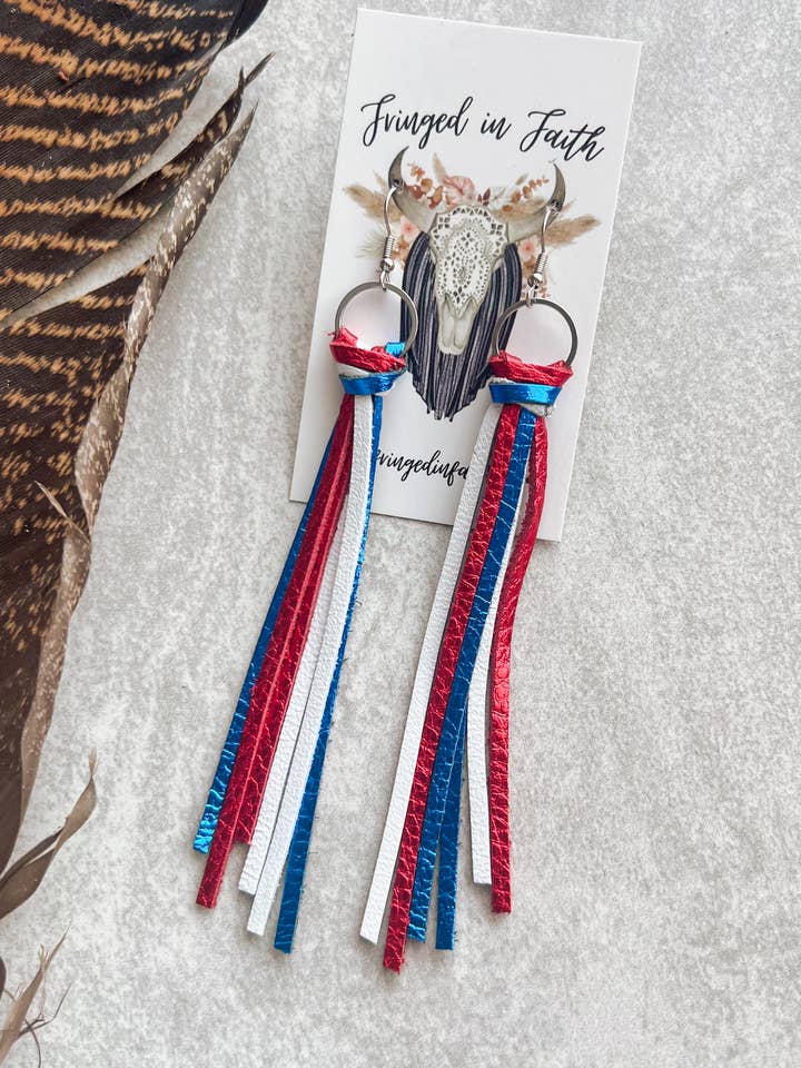 Glands rouges, blanches et bleues pour la vente par Fringed In Faith