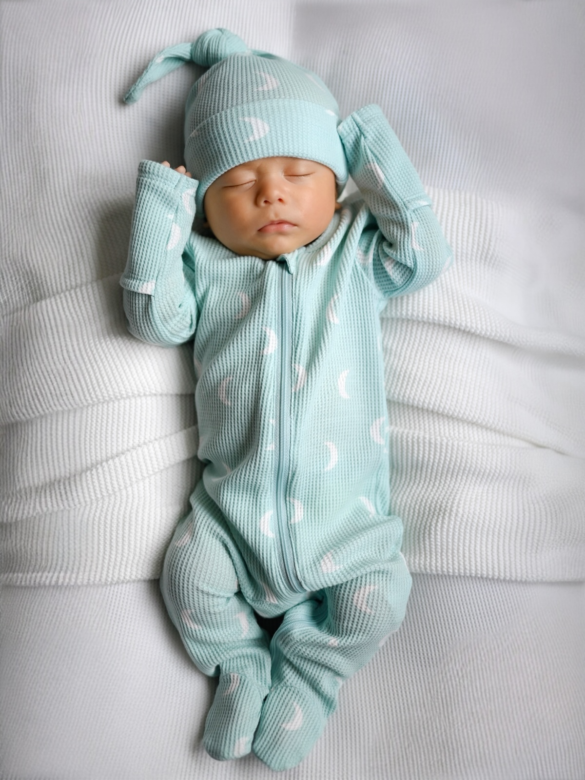 SpearmintLOVE – wholesale Jumpsuit – Baby – Organic Waffle 2-Way Zip Footie, Light Blue Moon0