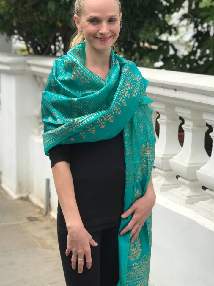 Turkis stjal med guld stempel Print for engroshandel hos Memsahib Collections