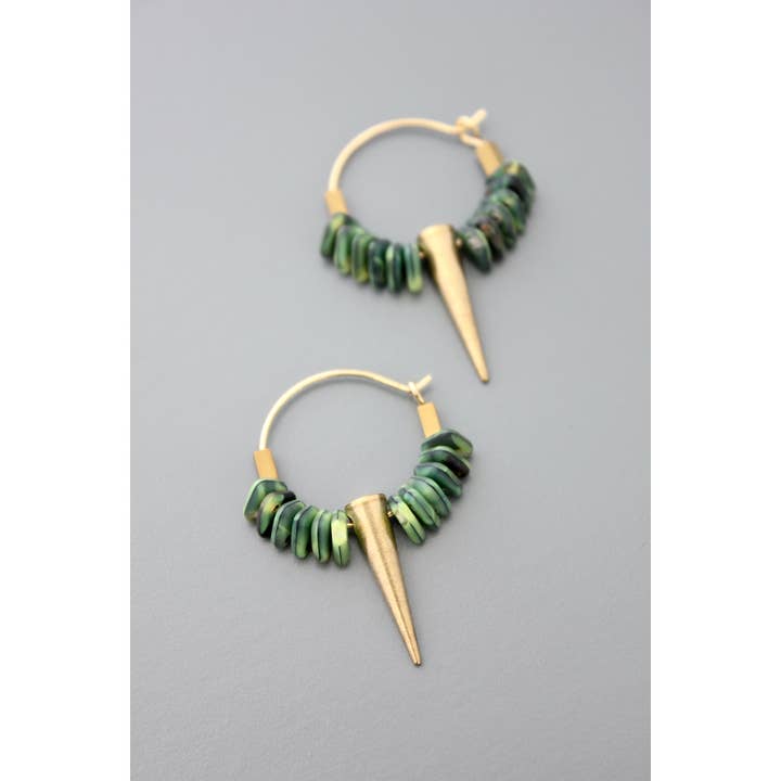 David Aubrey Jewelry - Wholesale Hoop Earrings - FERE05 Small green glass and spike hoop earrings