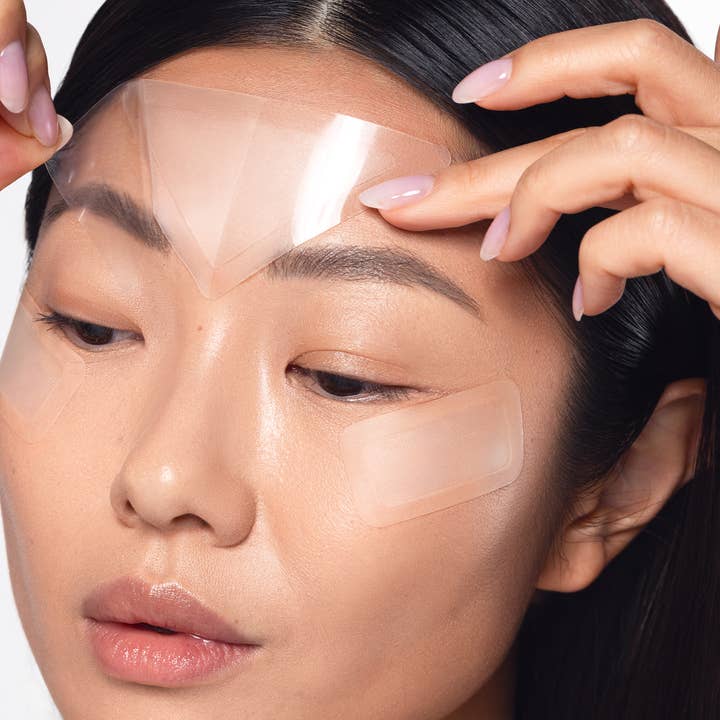 Karuna - Wholesale Acne/Hydrocolloid Patch - Age Rewind XL Microneedle Patches (1 Pair / 2 Patches)2