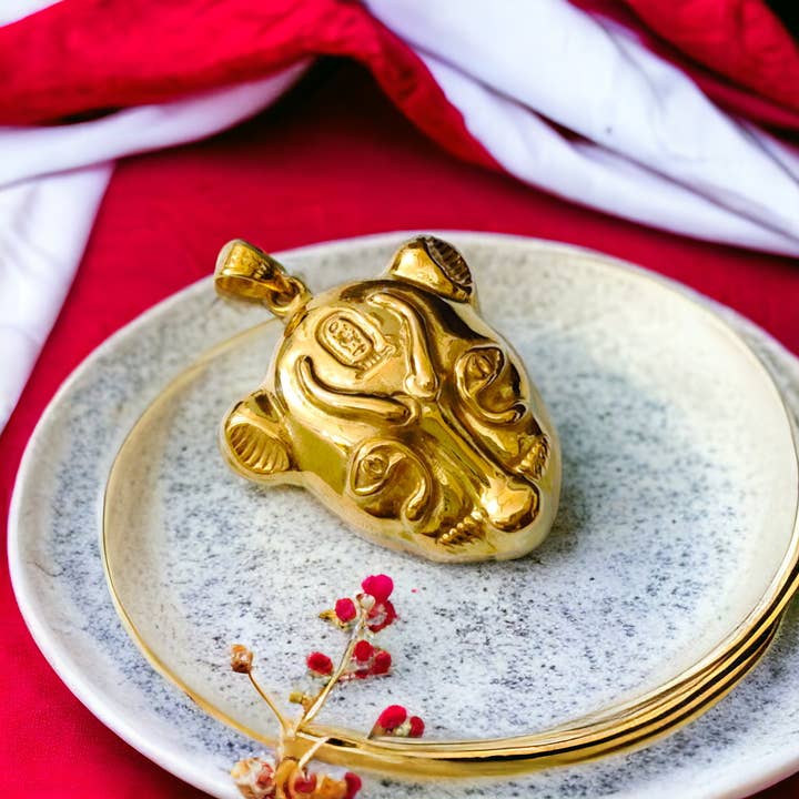 ALADDIN'S LAMP JEWELRY - Wholesale Individual Charm/Pendant - Goddess Sekhmet The healer Gold Pendant