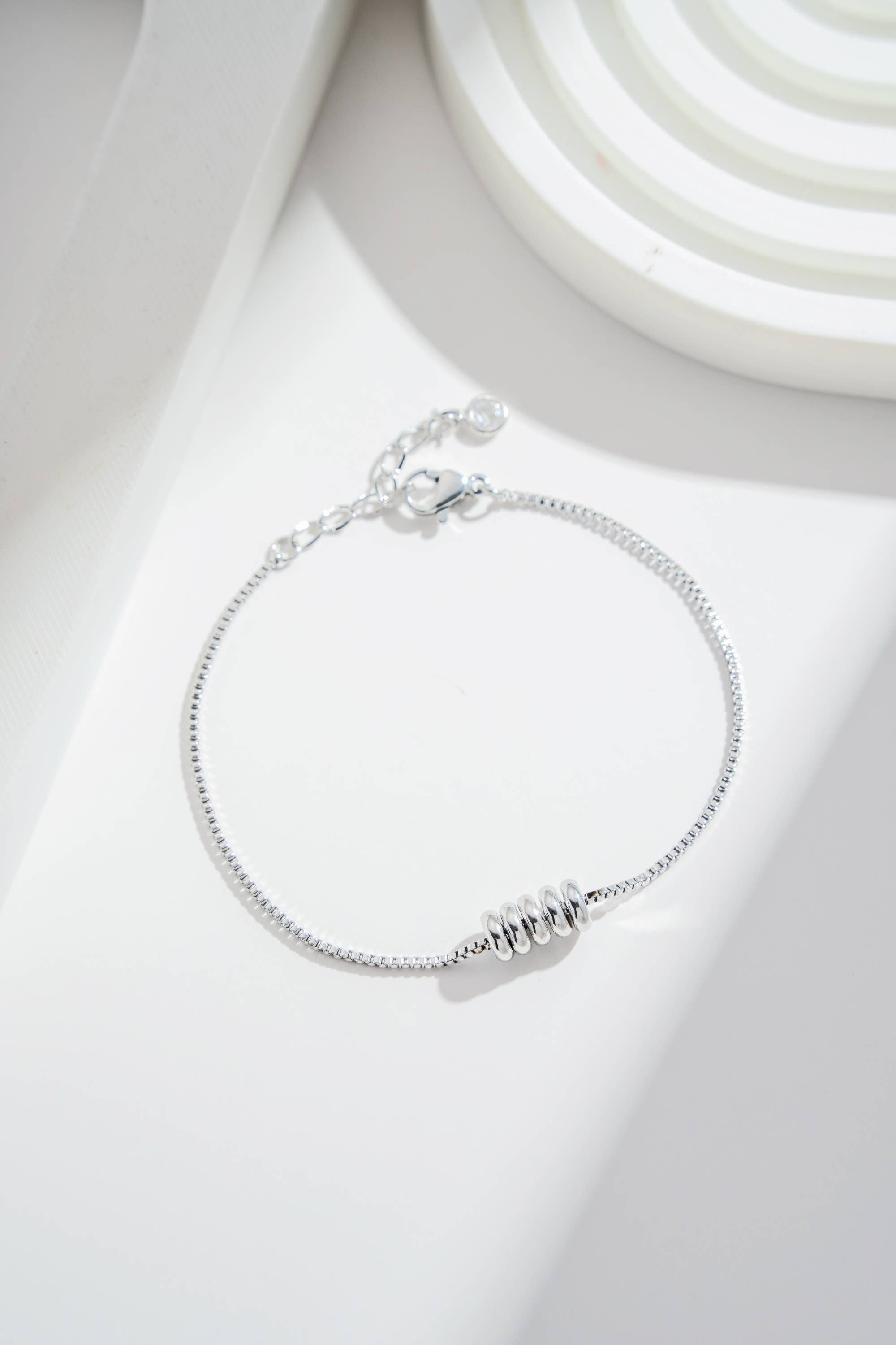 COSMOS - Wholesale Link & Chain Bracelet - “Éclat Minimal” fine stainless steel bracelet3