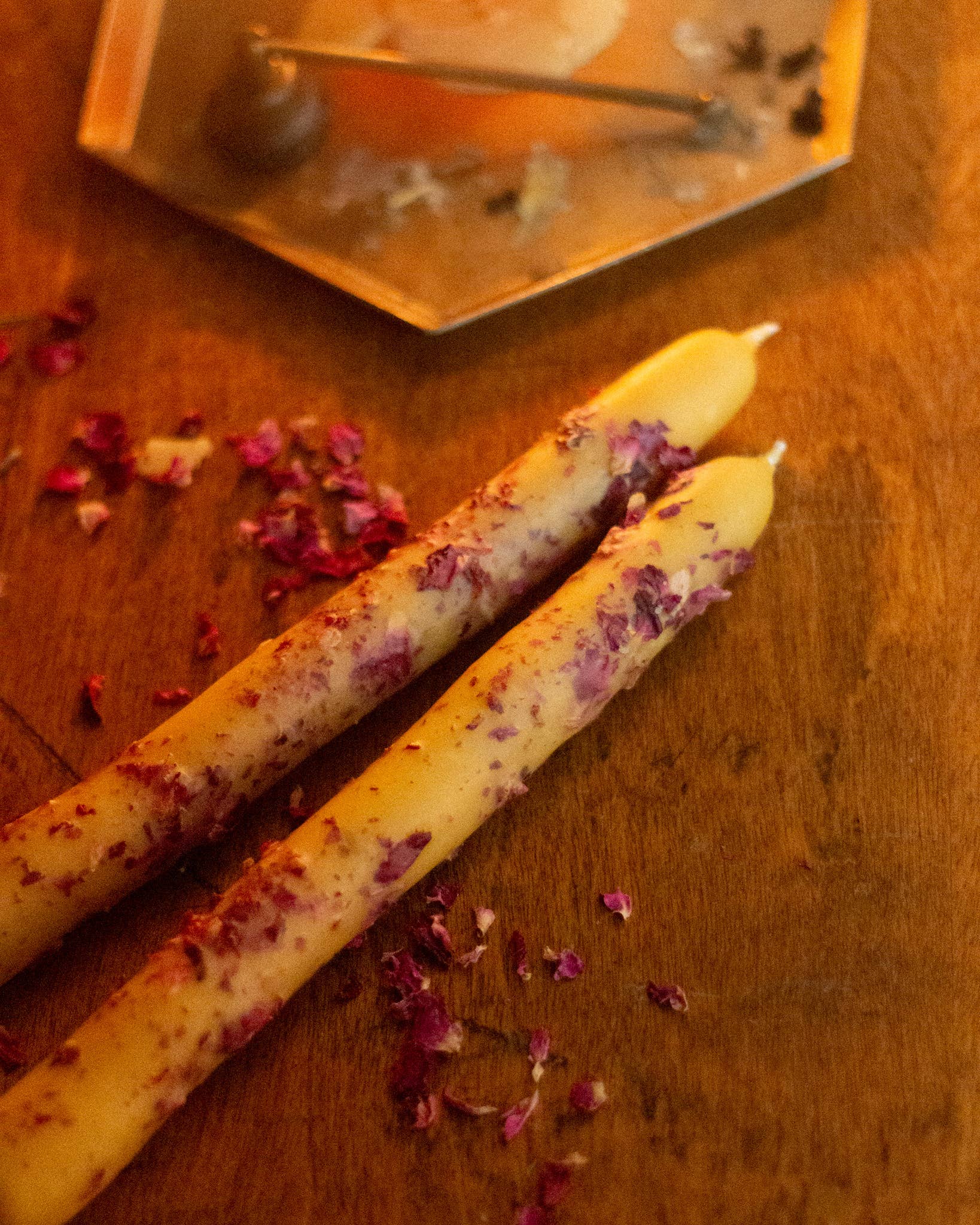 The Ramblin' Bee - Wholesale Tapered Candle/Candlestick - Hand Dipped Beeswax Taper Candle with Rose Petals4