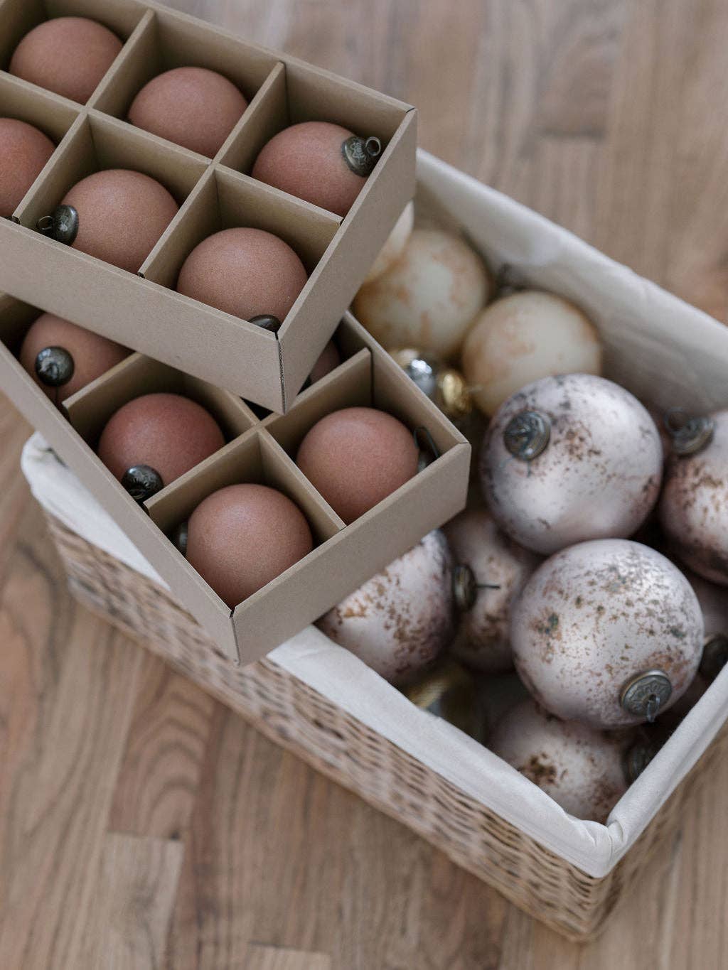 CG Hunter - Wholesale Ornament Set - 3" Flocked Vintage Rose Glass Ornament3